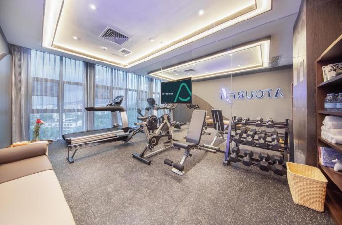 atour hotel zhuhai tangjiawan campus town jinding plaza