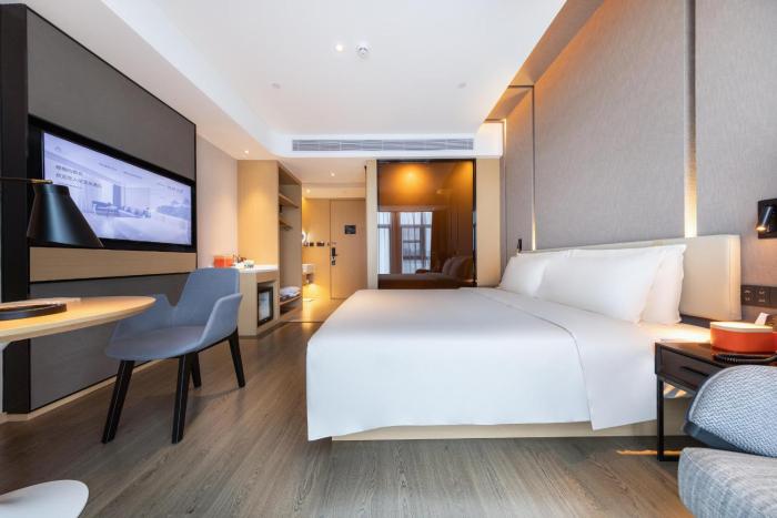 atour hotel zhuhai tangjiawan campus town jinding plaza
