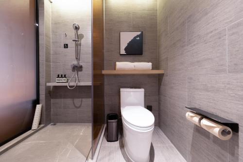 atour hotel zhuhai tangjiawan campus town jinding plaza