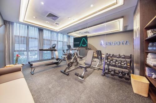 atour hotel zhuhai tangjiawan campus town jinding plaza