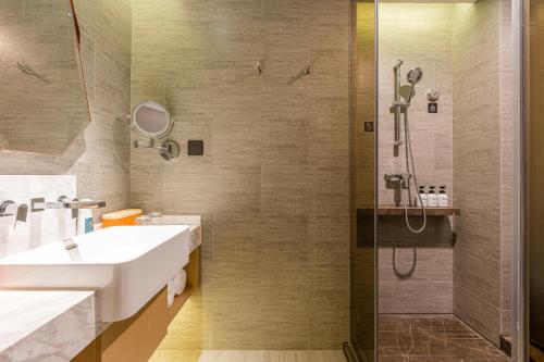 atour hotel changzhou wujin science and education city