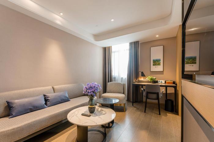 atour hotel changzhou wujin science and education city