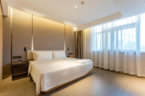 atour hotel changzhou wujin science and education city