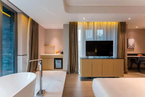 atour hotel chongqing tiandi netease cloud music