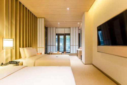 atour hotel chongqing tiandi netease cloud music
