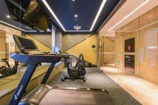 atour hotel beijing lize finance business unit