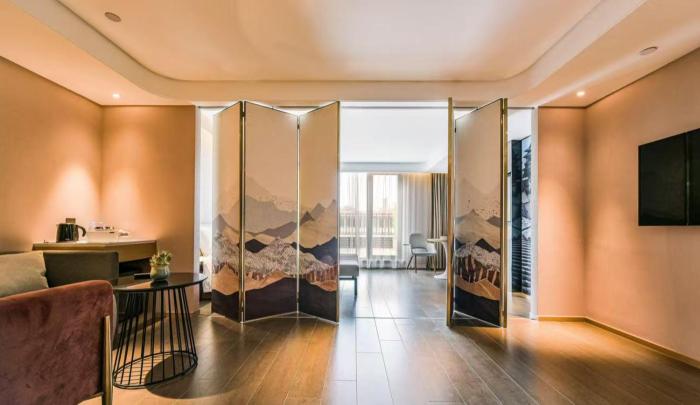atour hotel beijing lize finance business unit