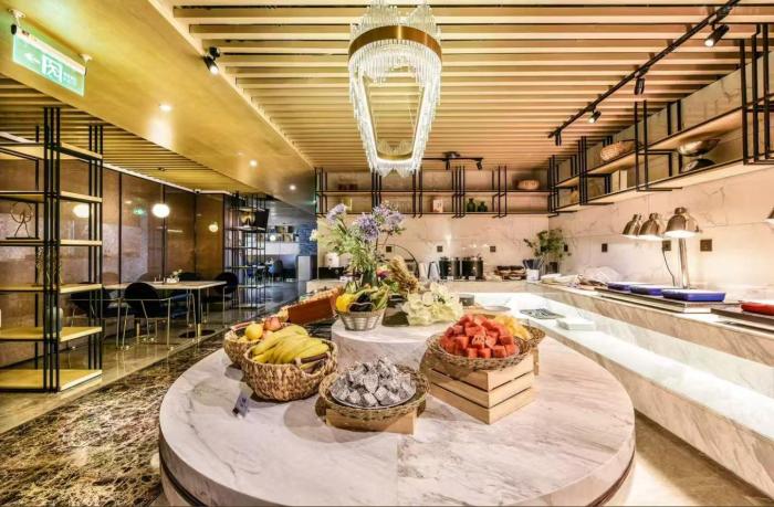 atour hotel beijing lize finance business unit