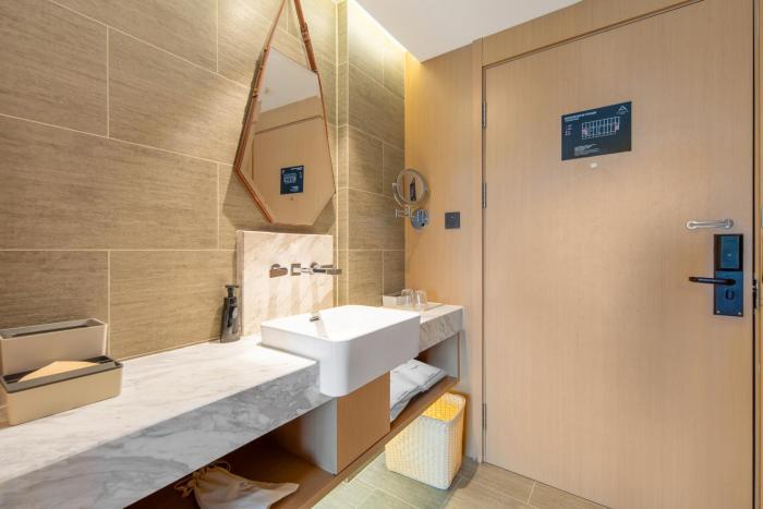 atour hotel beijing lize finance business unit