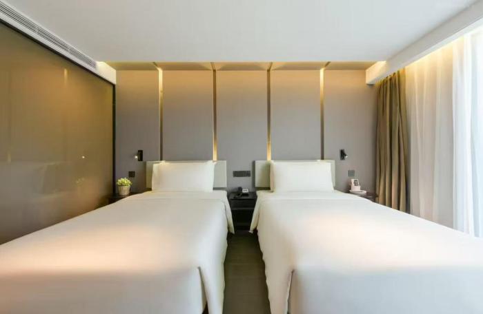 atour hotel beijing lize finance business unit