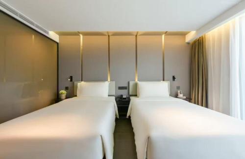 atour hotel beijing lize finance business unit