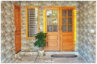 luxe ganges haven 1br luxe apt w wide balcony