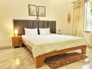 luxe ganges haven 1br luxe apt w wide balcony