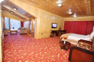 grand mumtaz gulmarg