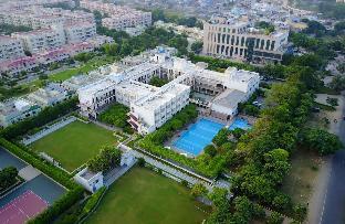 treehouse hotel club and spa bhiwadi