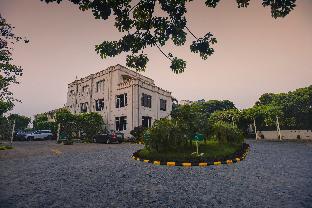 treehouse hotel club and spa bhiwadi