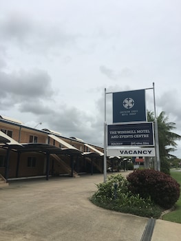 Windmill Motel And Events Centre,Brampton Island>>Blacks Beach,4 star