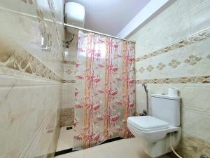 bay leaf by live inn