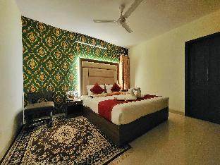 bay leaf by live inn