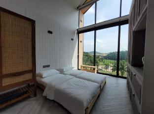 talula hill farmstay kluang