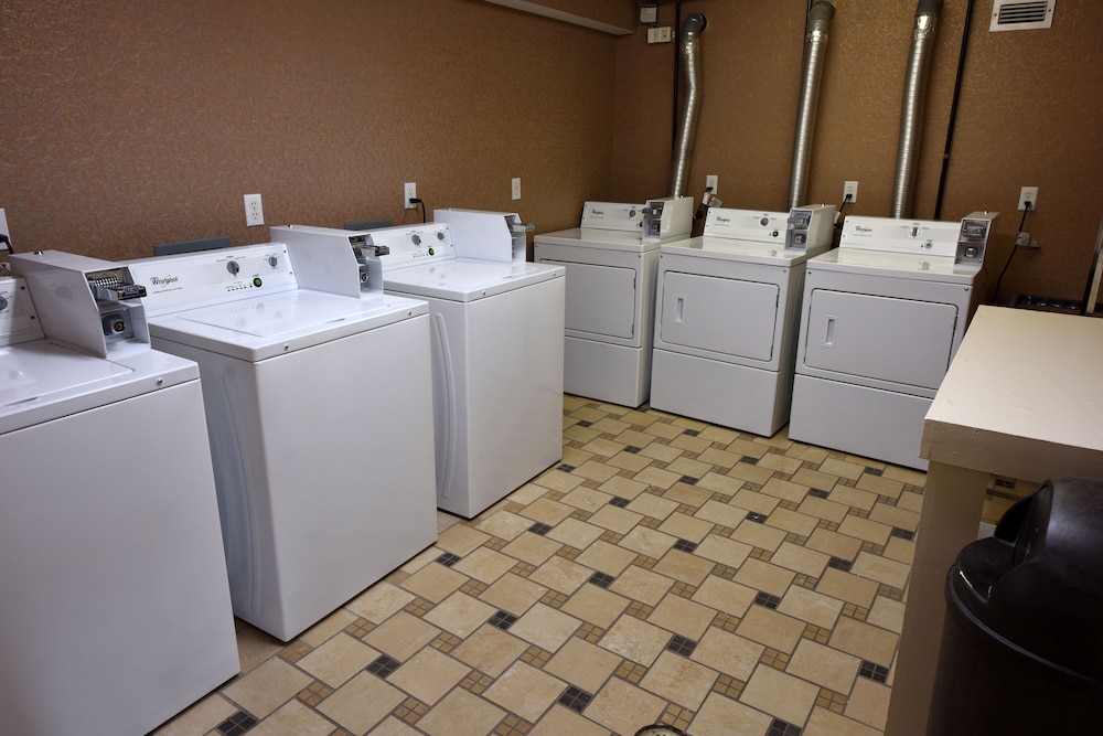 Hamilton Inn Select Beachfront Mackinaw City,Mackinaw City>>Cheboygan,3 star