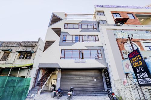 Hotel Lotus Gold,,2 star