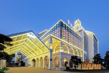 narada resort shanghai hotel disney store