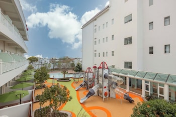 narada resort shanghai hotel disney store