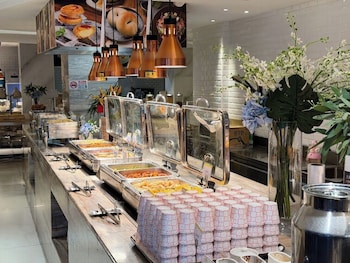 narada resort shanghai hotel disney store