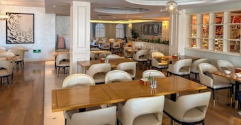 narada resort shanghai hotel disney store