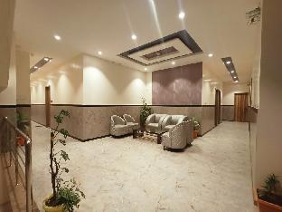 radhamangal colors inn