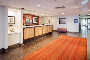 hampton inn madison east towne mall area