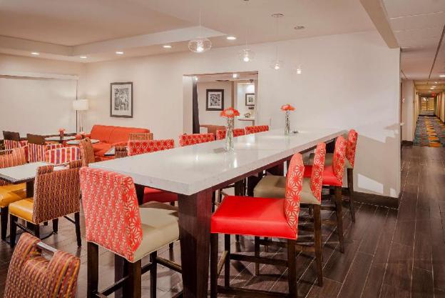 hampton inn madison east towne mall area