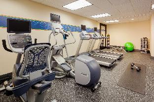 hampton inn madison east towne mall area