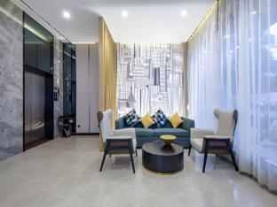 city comfort inn yulin industrial products market yuntian palace