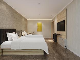 hanting hotel chengdu yongfeng road metro station