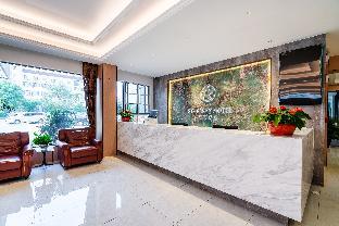 Starway Hotel Wuxi Lingshan Scenic Area,,3 star