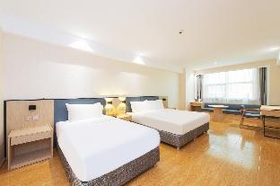 starway hotel songyaun guoerluosi road
