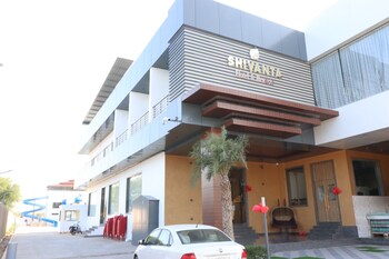shivanta hotel and resorts