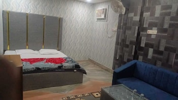 hotel parinay vatika deoghar