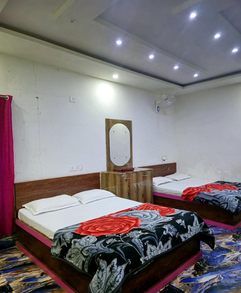 hotel parinay vatika deoghar