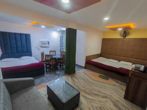 hotel parinay vatika deoghar
