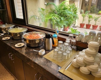 uds villa next to vfs walking to connaught place