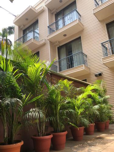 uds villa next to vfs walking to connaught place