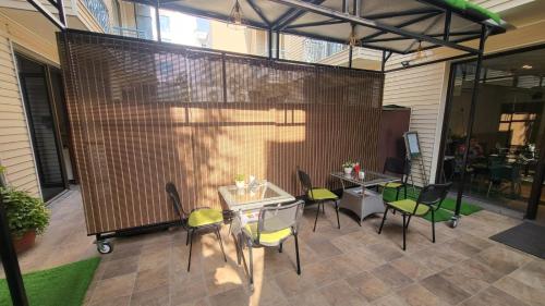 uds villa next to vfs walking to connaught place