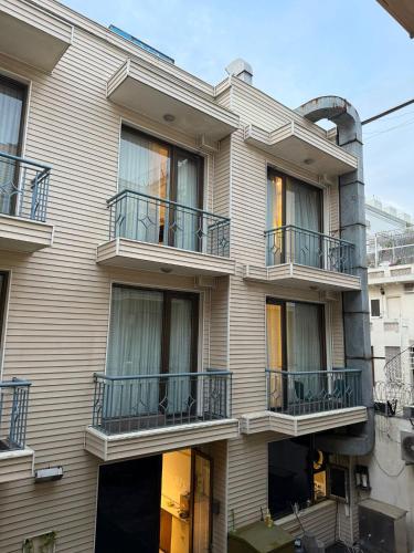 uds villa scandinavian bandb next to vfs