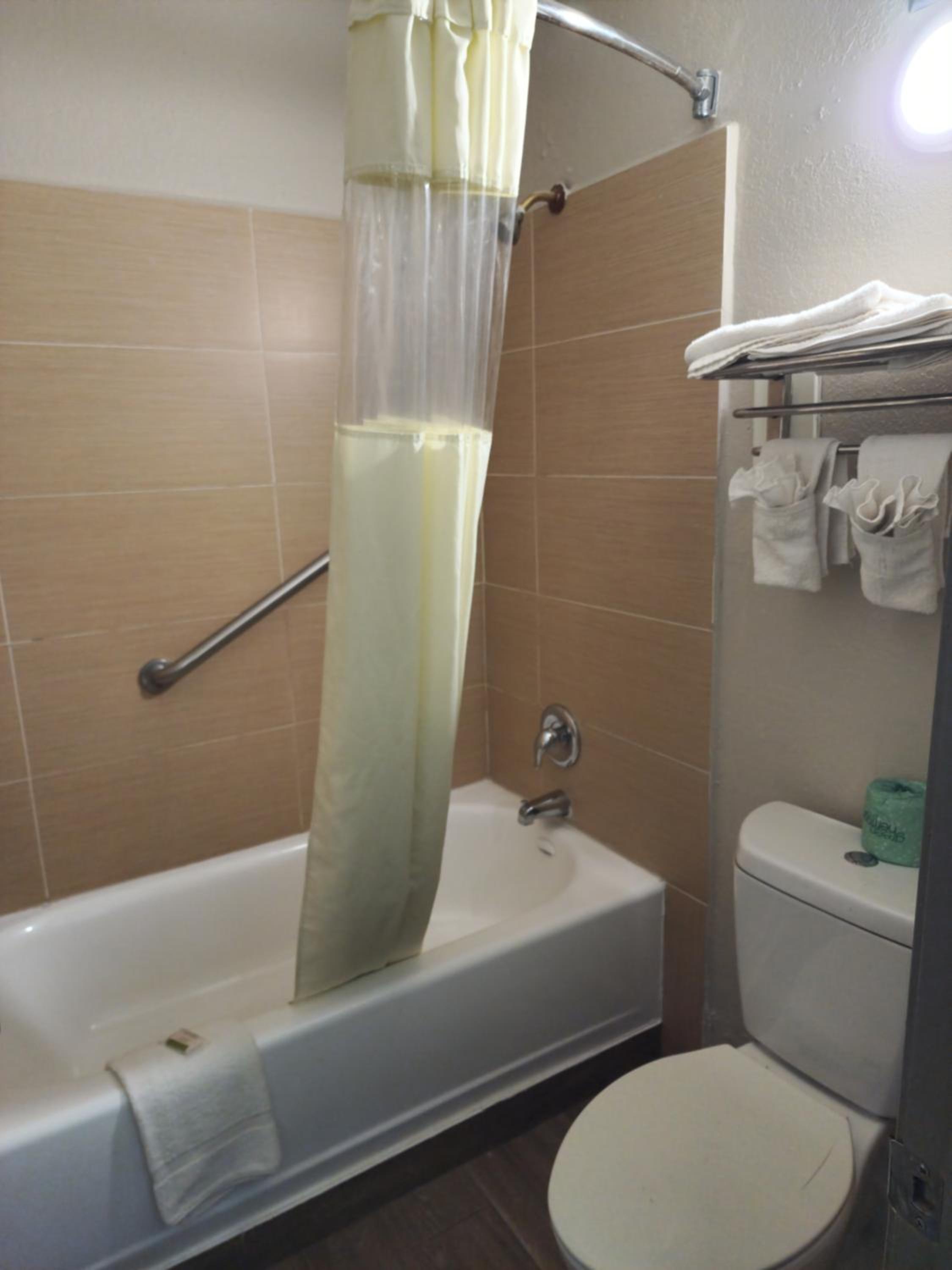 days inn by wyndham hardeeville near hilton head