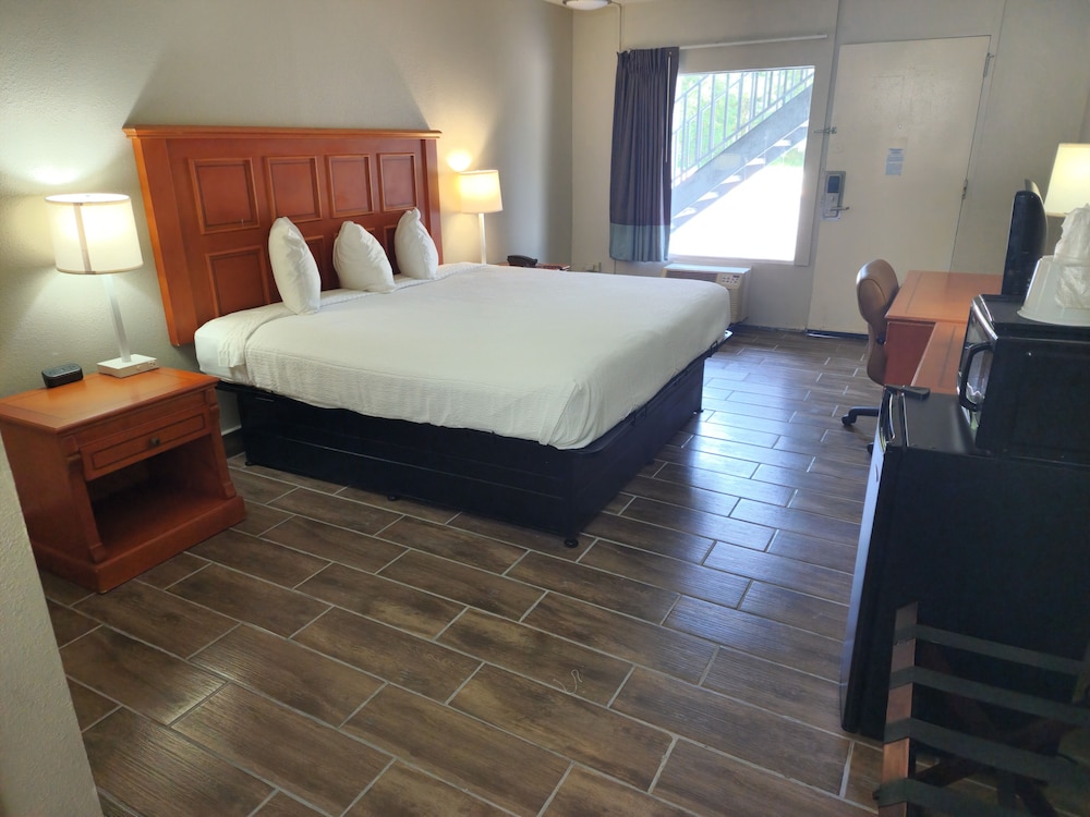 days inn by wyndham hardeeville near hilton head