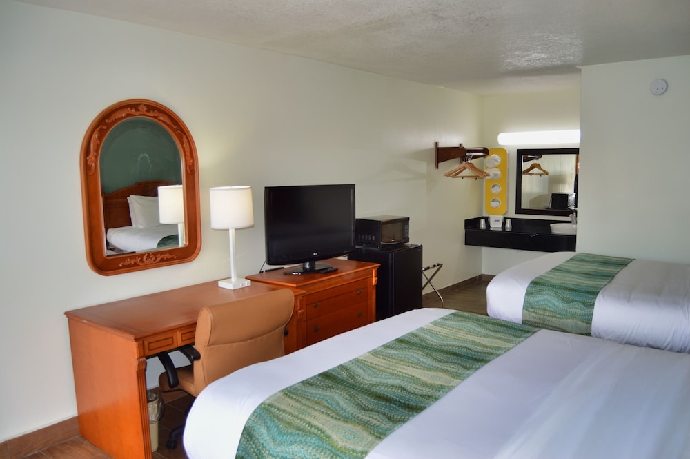days inn by wyndham hardeeville near hilton head
