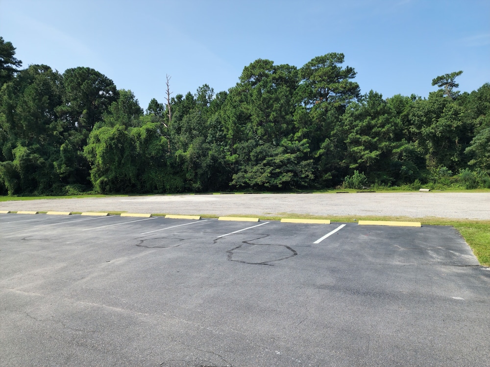 days inn by wyndham hardeeville near hilton head
